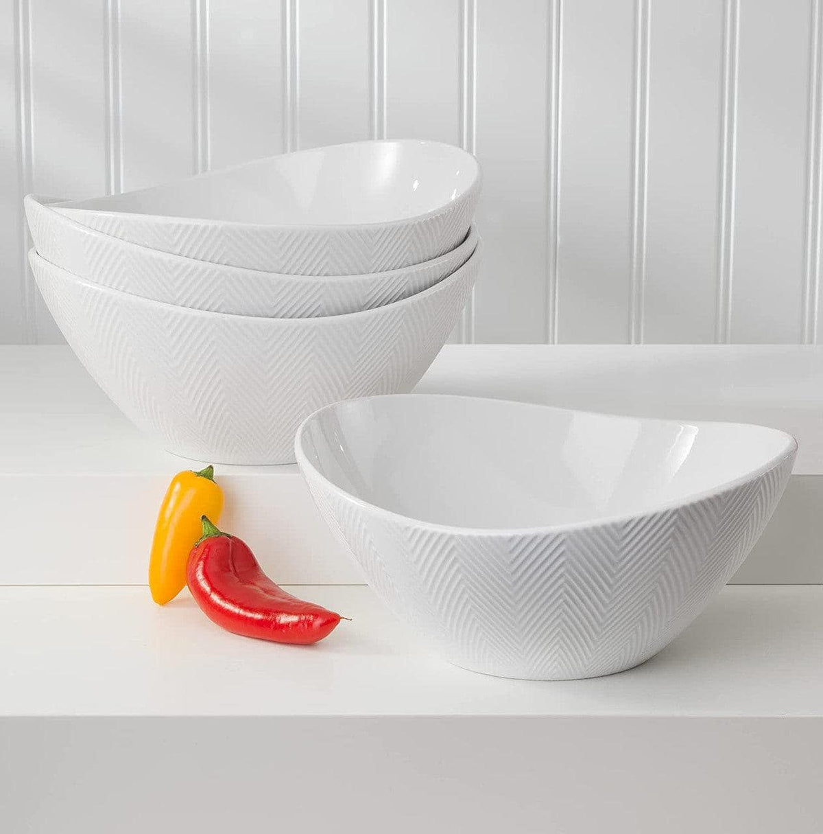 Euro Ceramica Home - Highlands Stoneware 40oz Nesting Serving Bowls ,Set of 4 - White