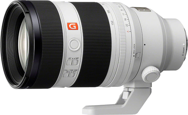The text on the image reads: "G R 100 150 1 5.6 8 11 - 16 - 22 - A - AF I MF LOCK IRIS E-mount FULL TIME DMF ON, OFF."