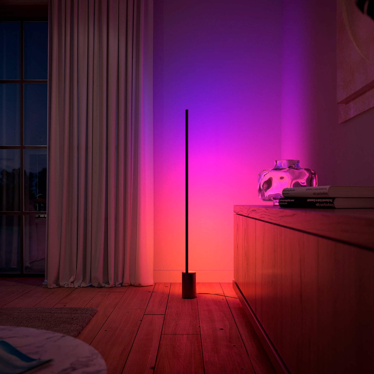 Philips - Hue Gradient Signe Floor Lamp - Black