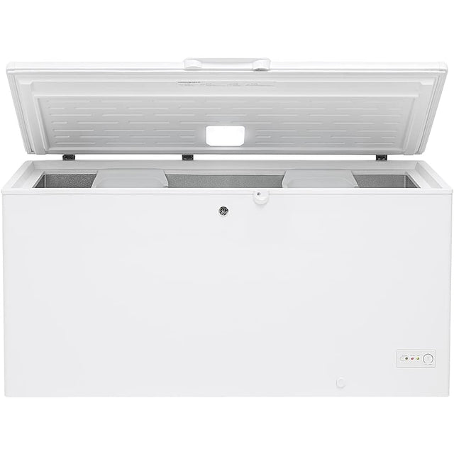 Front. GE - 15.7 Cu. Ft. Chest Freezer - White.
