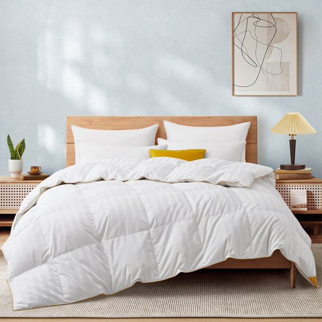 Front. Puredown - Puredown -  All Season White Goose Down Comforter Duvet Insert with 100% Cotton Cover - King - White.