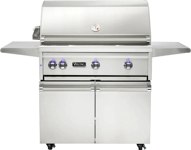 Angle. Viking - Professional 5 Series Gas Grill - Stainless Steel.