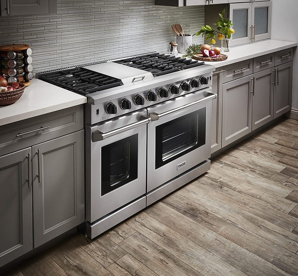 Thor Kitchen - 48 in. Wide 6 Burner 6.8 cu ft Double Oven Freestanding Liquid Propane Convection Gas Range - Stainless Steel