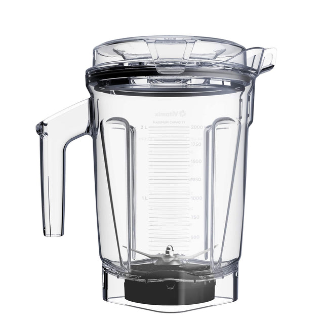 The Vitamix MAXIMUM CAPACITY 2L container has a 2000 AECUPS capacity, which is equivalent to 1750 cups or 1500 cups of liquid. The container can hold up to 1250 cups of liquid, making it suitable for blending various types of ingredients. The container is designed to hold 1L of liquid, which is equivalent to 1000 cups. The container is made of clear glass, allowing users to easily see the contents inside.
