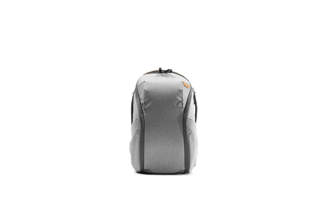Angle. Peak Design - Everyday Backpack Zip 15L - Ash.