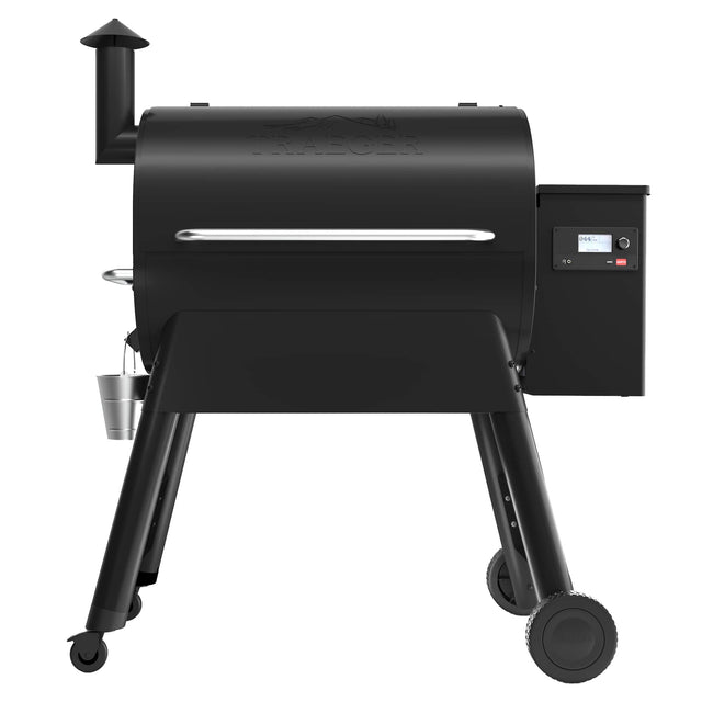 Traeger Grills - Pro 780 Pellet Grill and Smoker with WiFIRE - Black