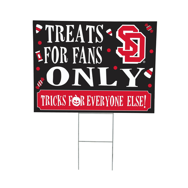 TREATS FOR FANS ONLY  
TRICKS FOR EVERYONE ELSE!