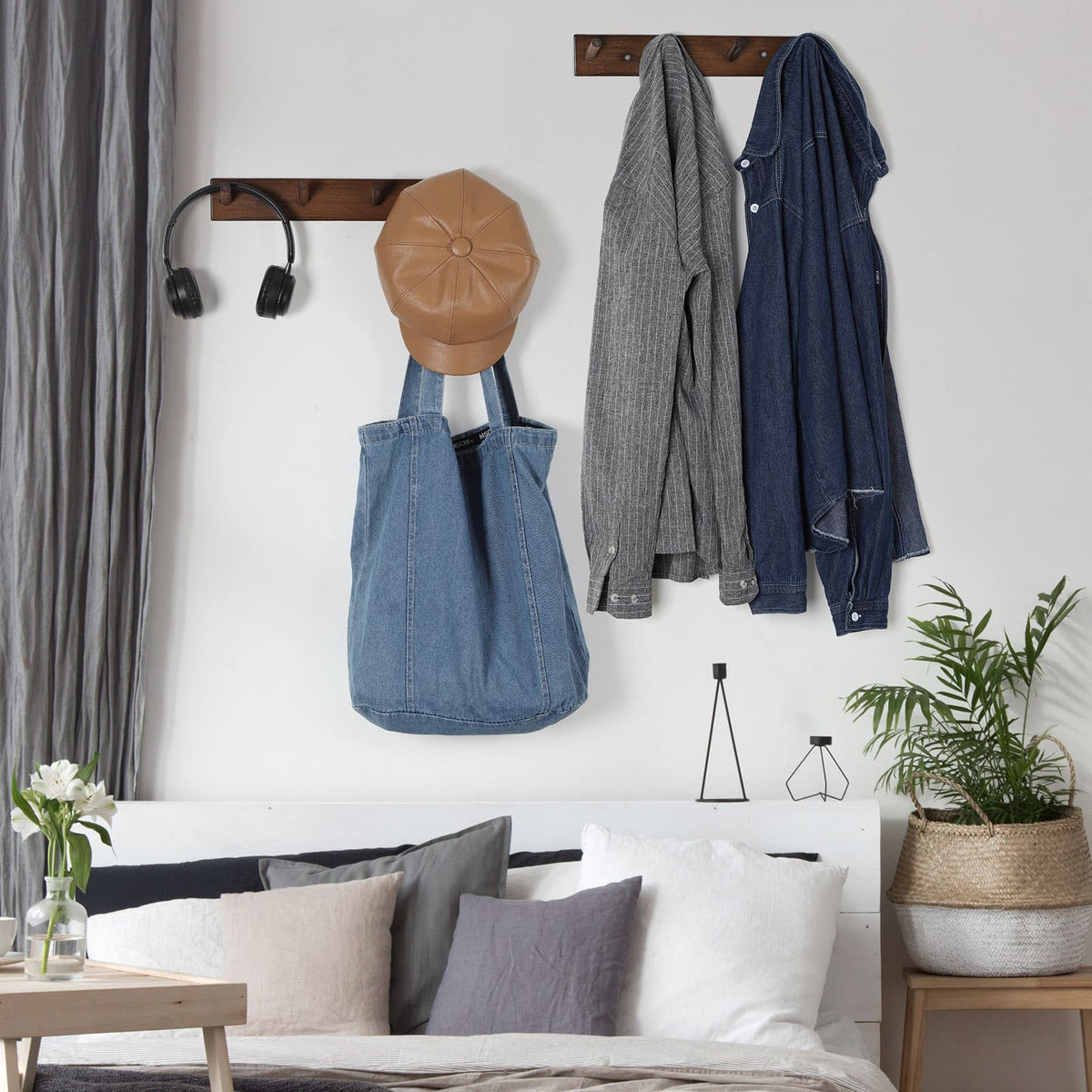 Oumilen - 2 Pack Wood Coat Racks with 4 Hooks Each – Rustic Wall Mount for Hats, Bags, Umbrellas, Home Decor - Rustic Brown