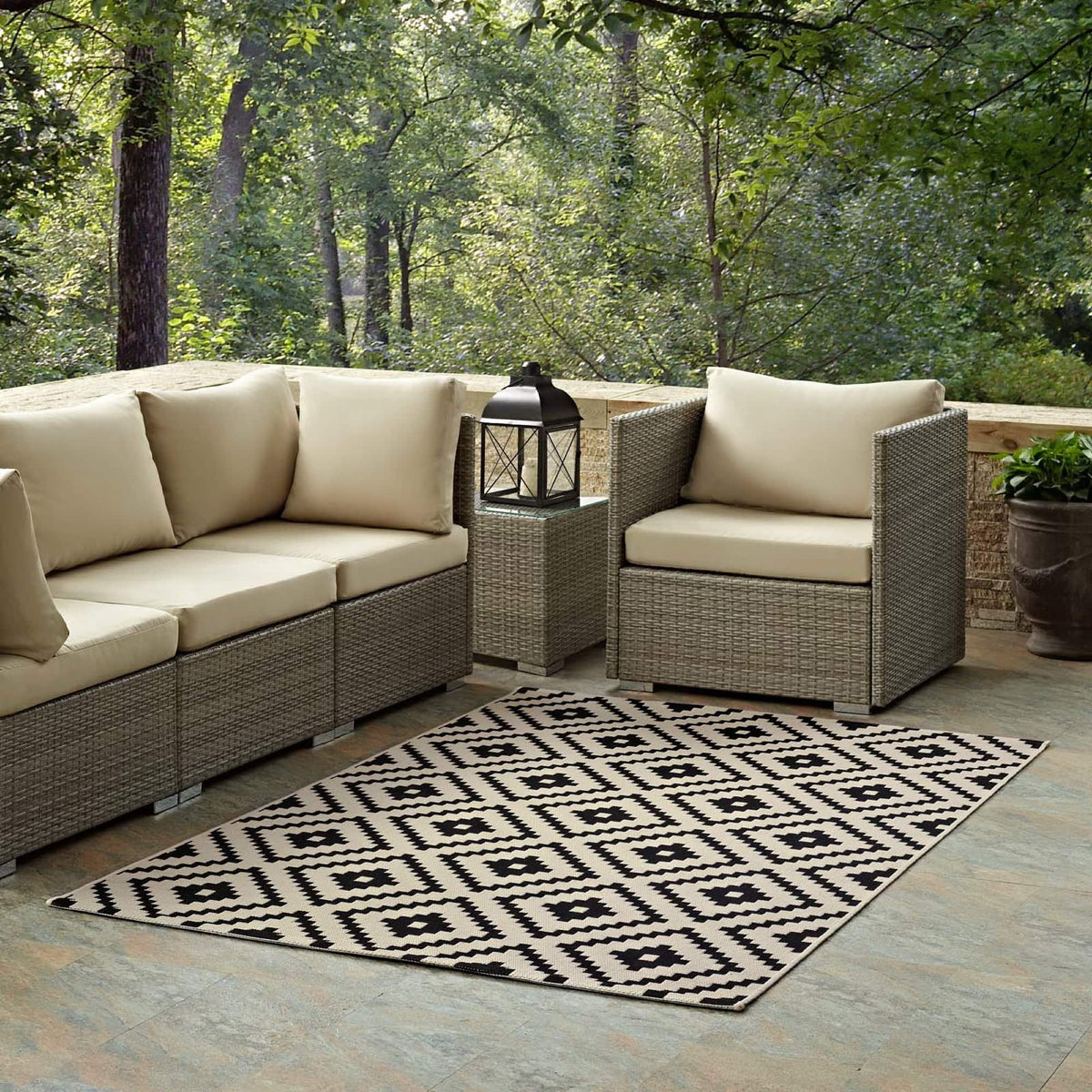 Modway - Perplex Geometric Diamond Trellis Indoor and Outdoor Area Rug - Black and Beige