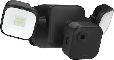 Blink - Outdoor 4 Floodlight Camera — Wireless smart security camera, 700 lumens, two-year battery, Sync Module Core incl